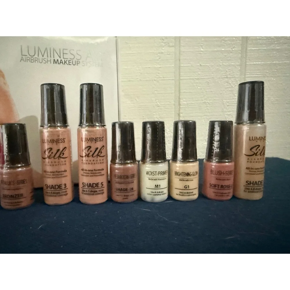 NIB! Luminess Airbrush Makeup System PC-250BK with Silk Foundations & Cosmetics